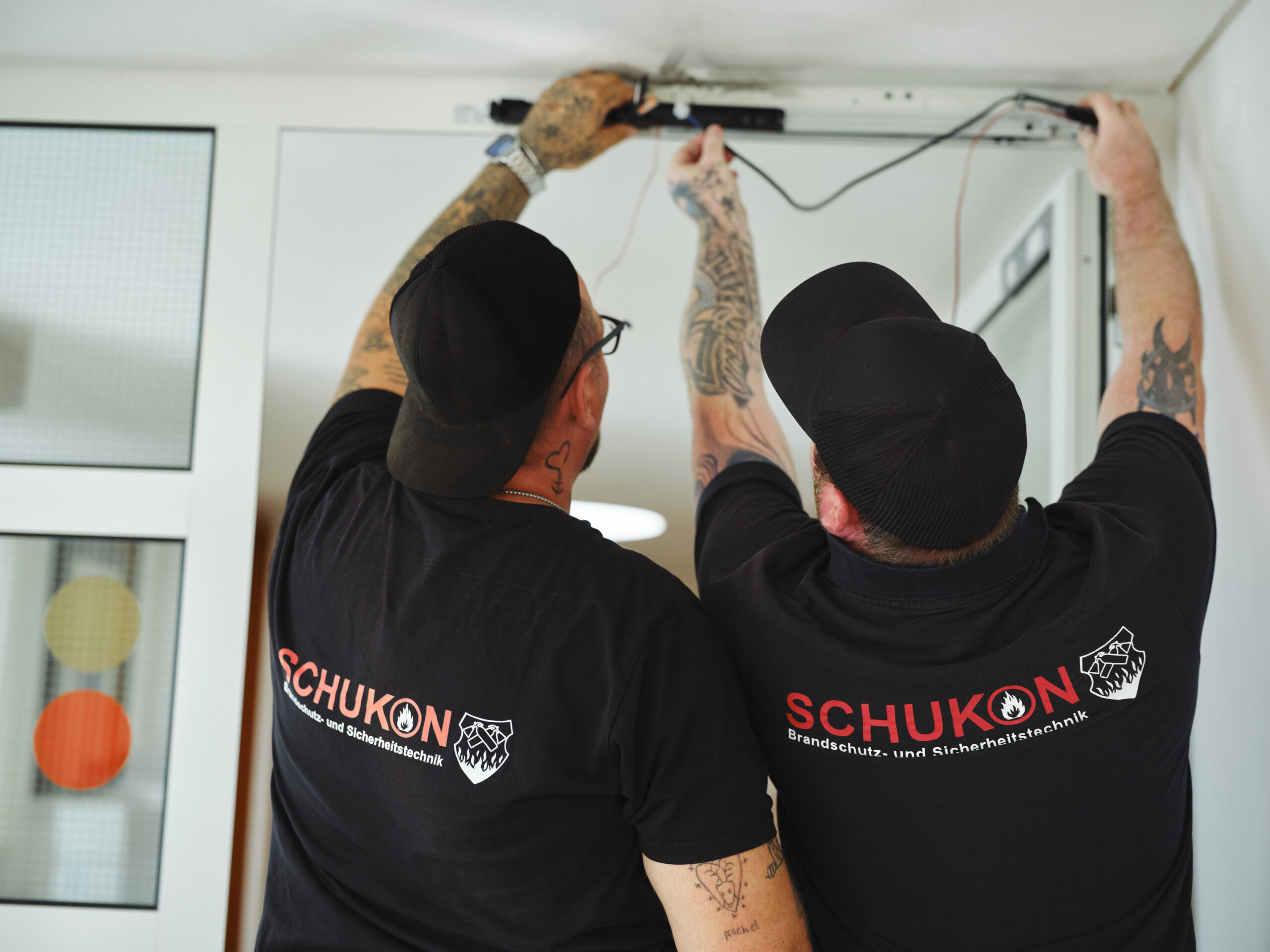 Wartung von Rauch- und Brandschutztüren in einer Schule im Raum Braunschweig